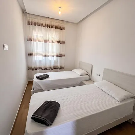 Apartamento Laguna Lucente Due